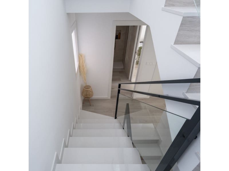3 Zimmer Villa zu verkaufen in Sucina mit Garage - 289.000 € (Ref: 10045374)
