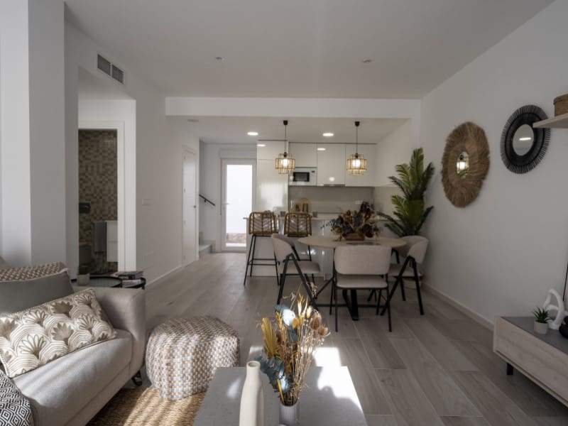 3 Zimmer Villa zu verkaufen in Sucina mit Garage - 289.000 € (Ref: 10045374)