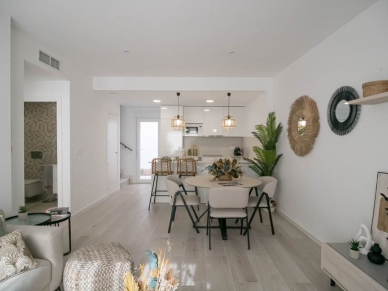 3 Zimmer Villa zu verkaufen in Sucina mit Garage - 289.000 € (Ref: 10045374)