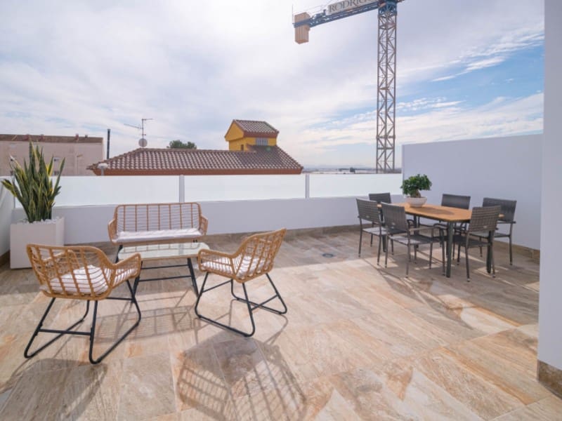 3 Zimmer Villa zu verkaufen in Sucina mit Garage - 289.000 € (Ref: 10045374)