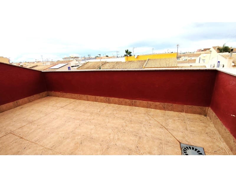 4 quarto Casa em Banda para venda em Los Alcazares com garagem - 272 000 € (Ref: 10045389)