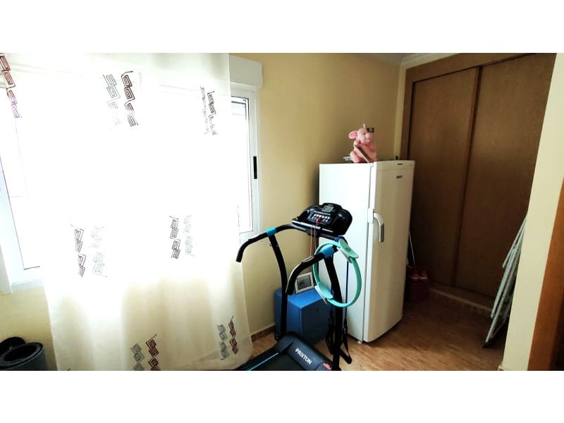 4 quarto Casa em Banda para venda em Los Alcazares com garagem - 272 000 € (Ref: 10045389)