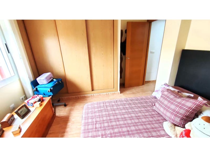 4 quarto Casa em Banda para venda em Los Alcazares com garagem - 272 000 € (Ref: 10045389)
