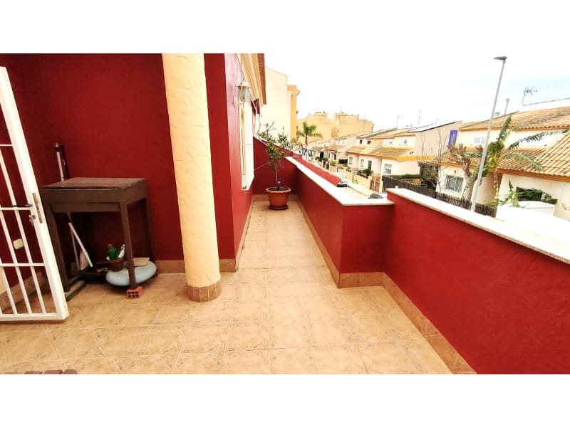 4 quarto Casa em Banda para venda em Los Alcazares com garagem - 272 000 € (Ref: 10045389)