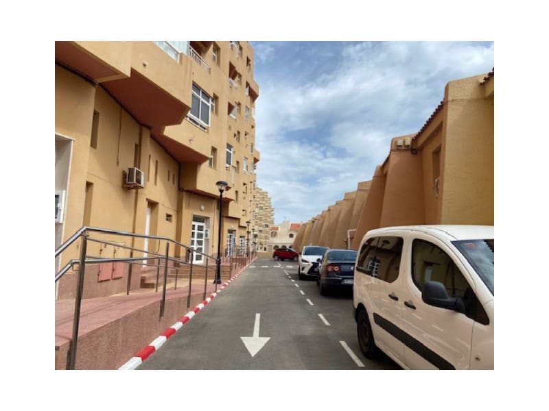 Business for sale in La Manga del Mar Menor - € 89,000 (Ref: 10045390)