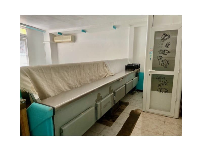 Business for sale in La Manga del Mar Menor - € 89,000 (Ref: 10045390)