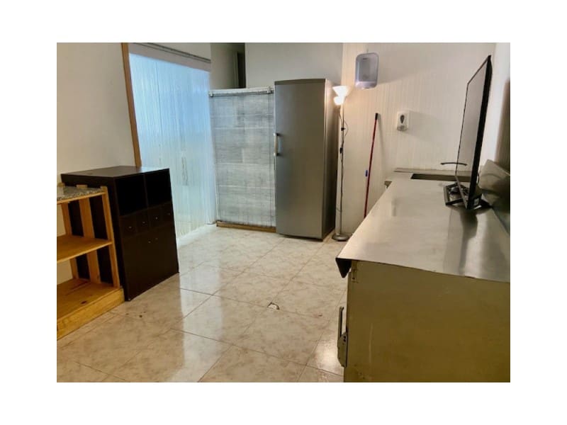 Business for sale in La Manga del Mar Menor - € 89,000 (Ref: 10045390)