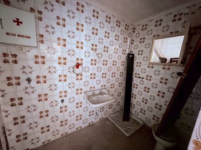 Azienda in vendita in La Unión - 78.000 € (Rif: 10045403)