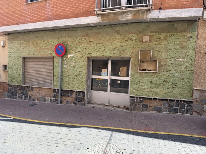 Business for sale in La Union - € 78,000 (Ref: 10045403)