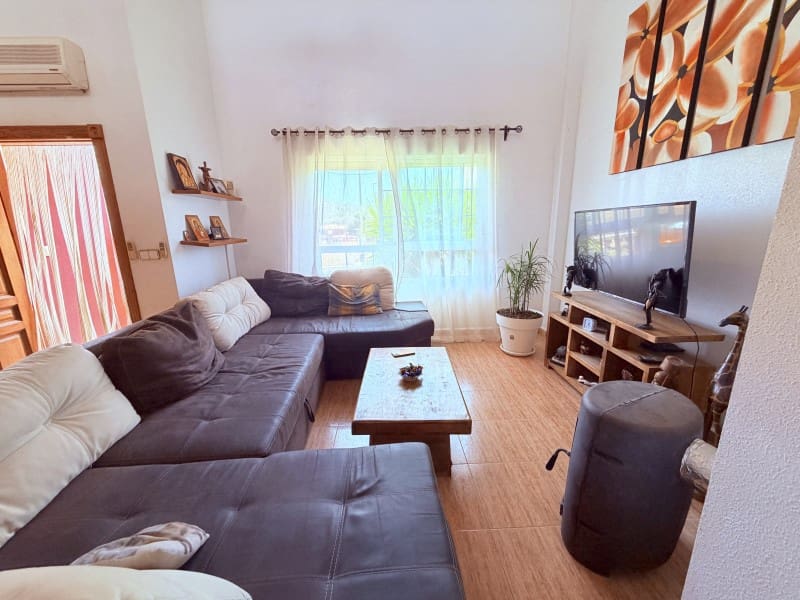 3 bedroom Villa for rent in Cartagena - € 800 (Ref: 10045406)