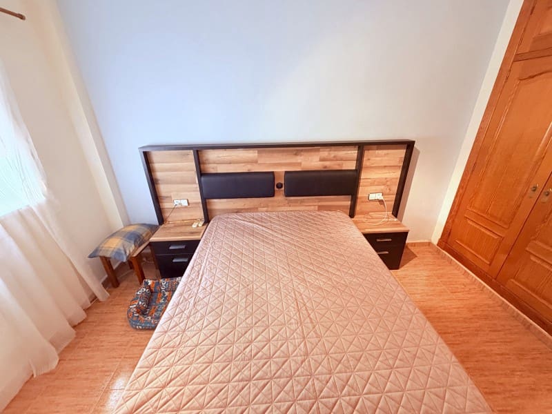 3 bedroom Villa for rent in Cartagena - € 800 (Ref: 10045406)