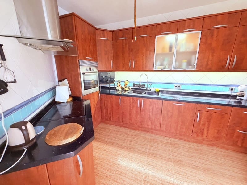 3 bedroom Villa for rent in Cartagena - € 800 (Ref: 10045406)