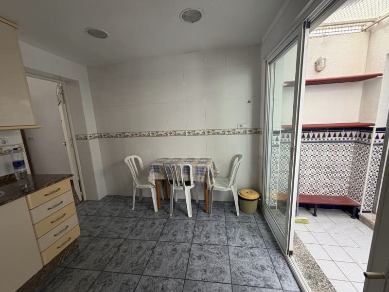Garasje til salgs i La Union - € 69 000 (Ref: 10054922)