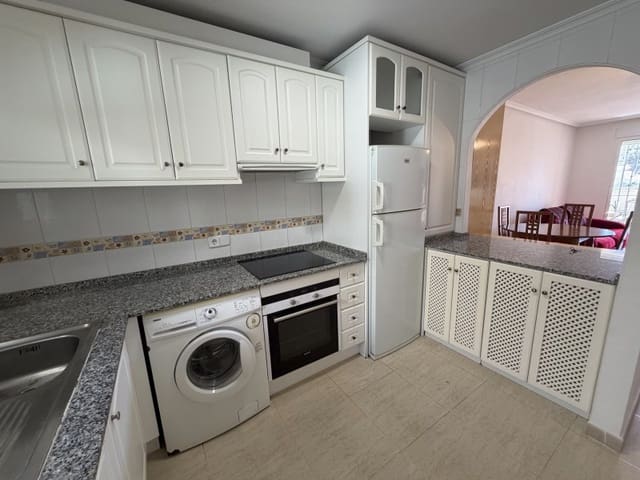 2 soverom Penthouse til leie i La Unión med svømmebasseng - € 600 (Ref: 10058781)