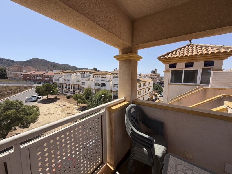 2 soverom Penthouse til leie i La Union med svømmebasseng - € 600 (Ref: 10058781)