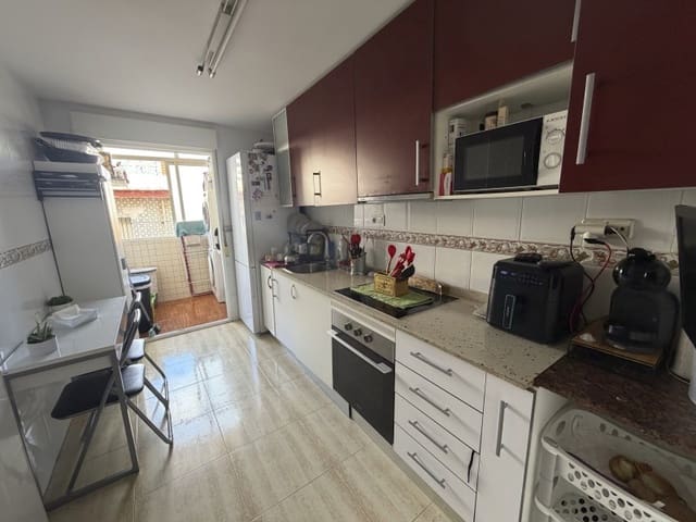 4 makuuhuone Huoneisto myytävänä paikassa La Unión mukana 
autotalli - 149 900 € (Ref: 10182926)