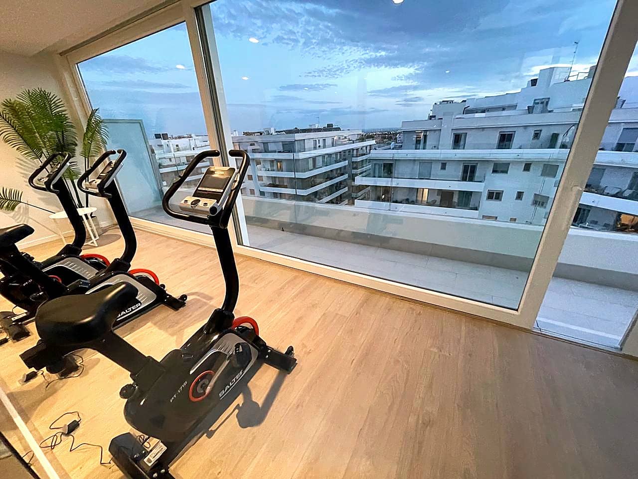 3 camera da letto Appartamento in vendita in Nueva Andalucia con piscina garage - 560.000 € (Rif: 10045683)