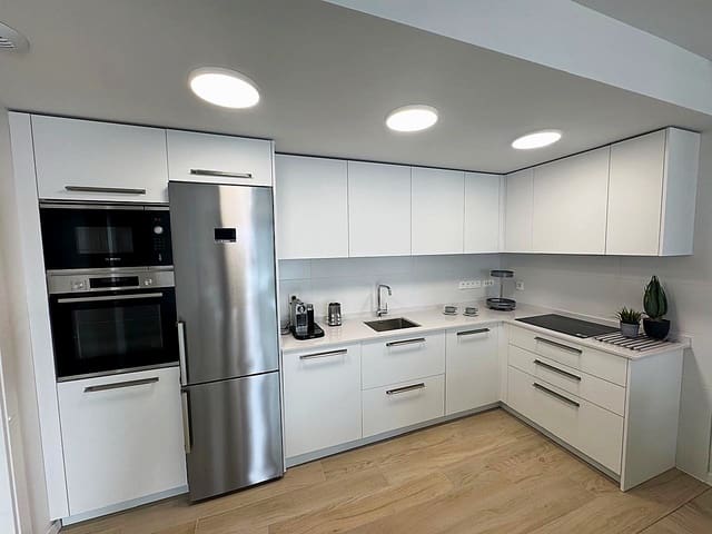 3 camera da letto Appartamento in vendita in Rodeo Alto - Guadaiza - La Campana, Marbella con piscina garage - 560.000 € (Rif: 10045683)