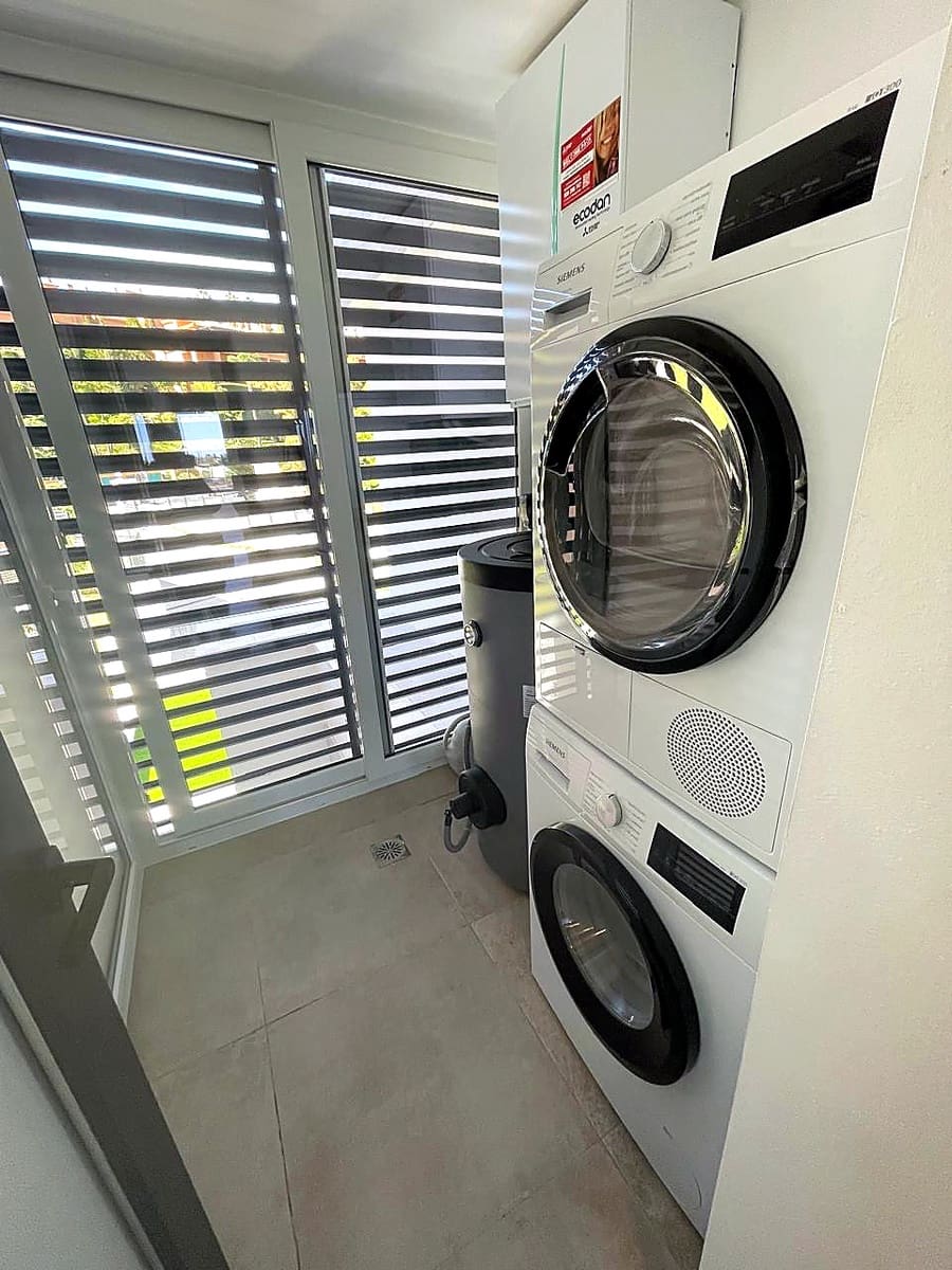 3 Zimmer Apartment zu verkaufen in Estepona mit Pool Garage - 839.000 € (Ref: 10060977)