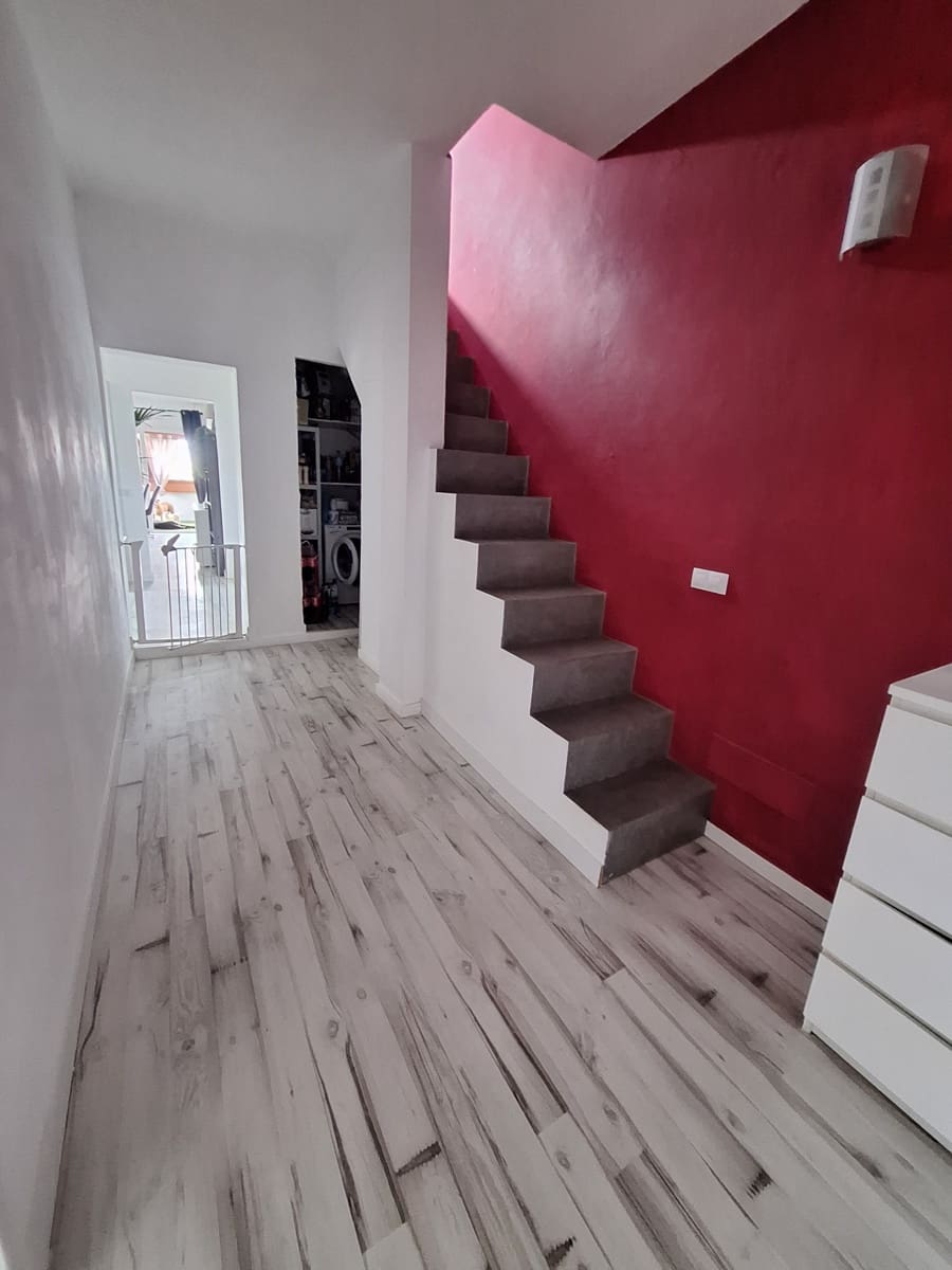 6 sypialnia Finka/Dom wiejski na sprzedaż w Telde z garażem - 945 000 € (Ref: 10073324)