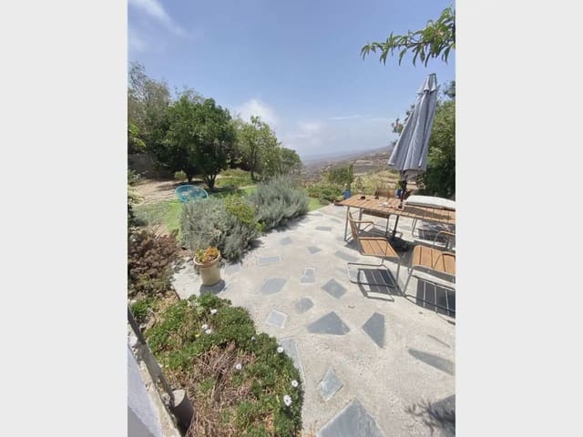 Finca/Casa Rural de 4 habitaciones en Fasnia en venta - 330.000 € (Ref: 10045322)