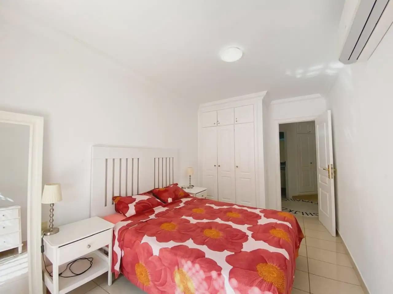 1 sovrum Lägenhet till salu i Adeje med pool - 599 000 € (Ref: 10045327)