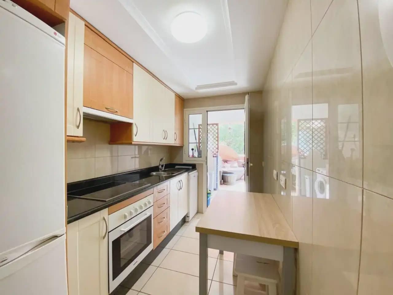 1 sovrum Lägenhet till salu i Adeje med pool - 599 000 € (Ref: 10045327)