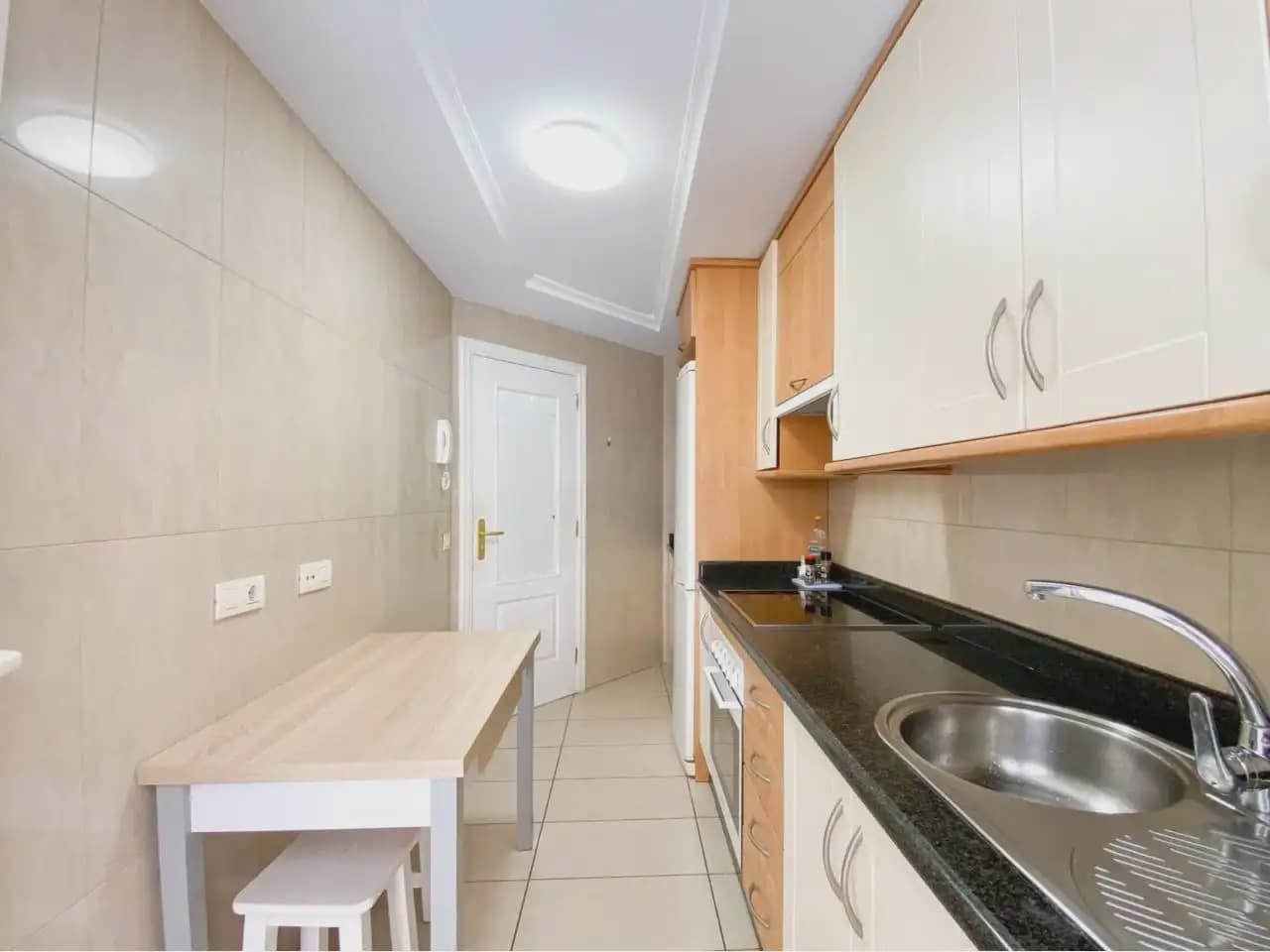 1 sovrum Lägenhet till salu i Adeje med pool - 599 000 € (Ref: 10045327)