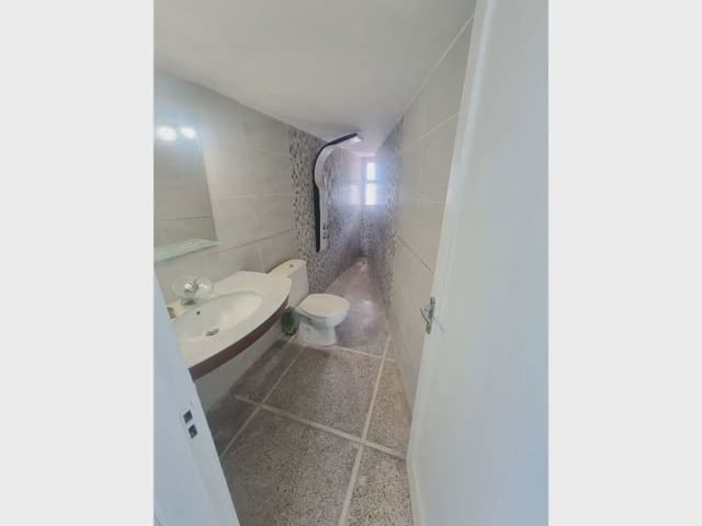 3 bedroom Townhouse for sale in Granadilla de Abona with garage - € 325,000 (Ref: 10045333)