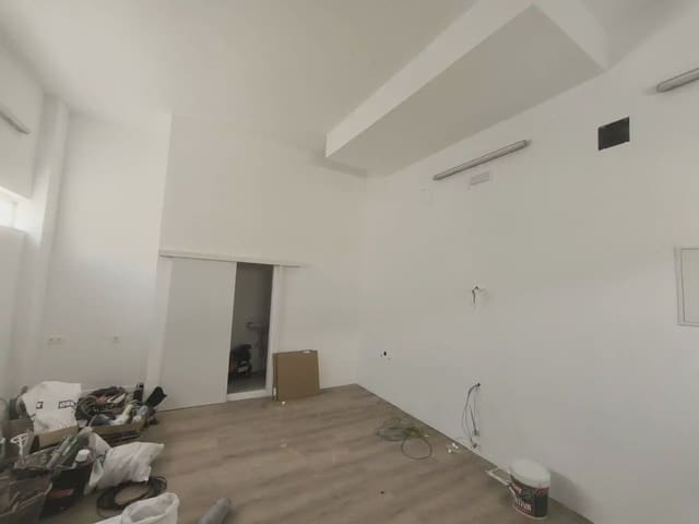 Kommersiell till salu i Isleta, Las Palmas de Gran Canaria - 610 000 € (Ref: 10045342)