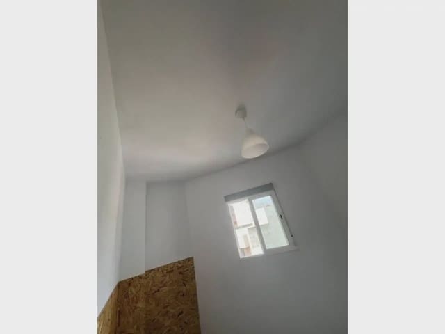 Kommersiell till salu i Isleta, Las Palmas de Gran Canaria - 610 000 € (Ref: 10045342)