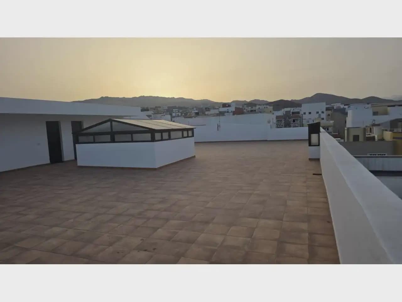 Office for sale in Ingenio - € 340,000 (Ref: 10118485)