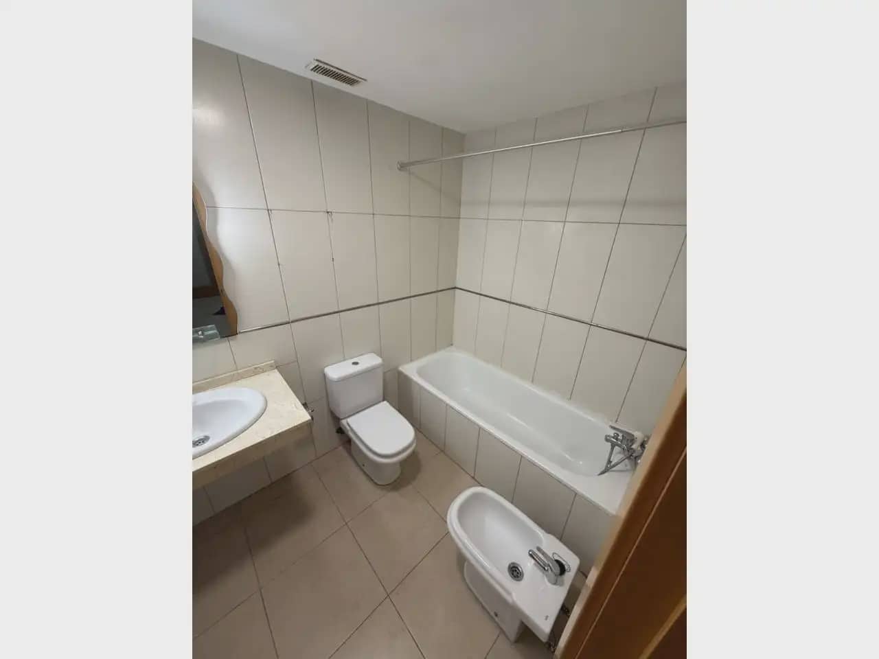1 makuuhuone Asunto vuokrattavana paikassa San Cristobal de La Laguna mukana 
autotalli - 950 € (Ref: 10141569)