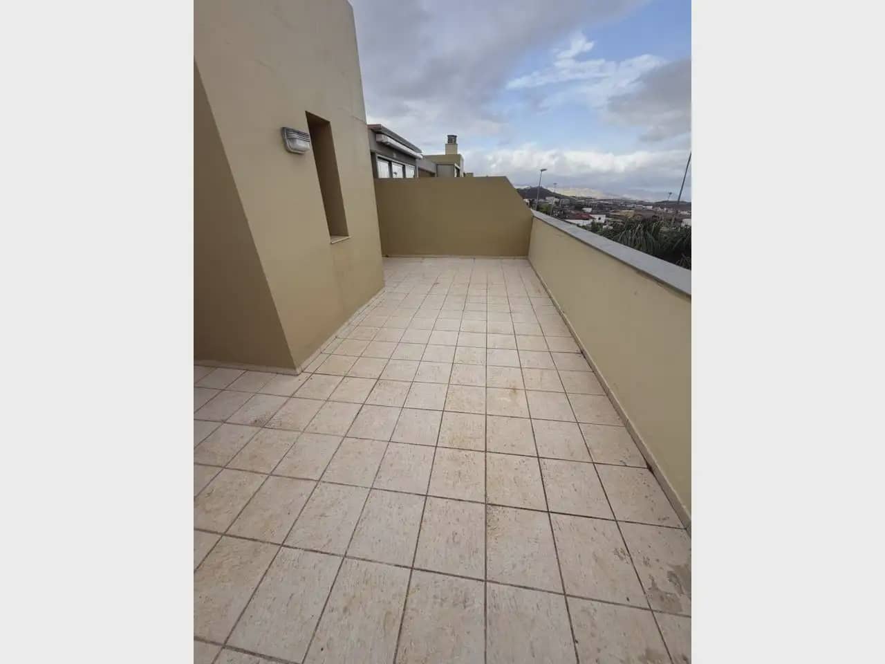 1 makuuhuone Asunto vuokrattavana paikassa San Cristobal de La Laguna mukana 
autotalli - 950 € (Ref: 10141569)