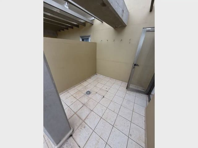 1 makuuhuone Asunto vuokrattavana paikassa San Cristóbal de La Laguna mukana 
autotalli - 950 € (Ref: 10141569)