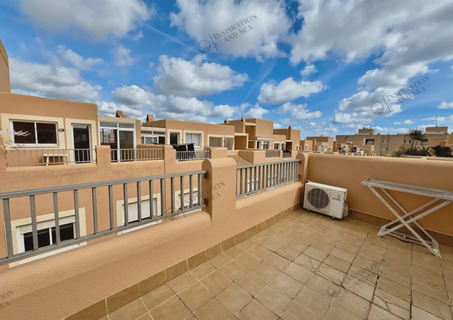 Adosado de 3 habitaciones en Ibiza / Eivissa ciudad en venta con piscina garaje - 1.200.000 € (Ref: 10065239)