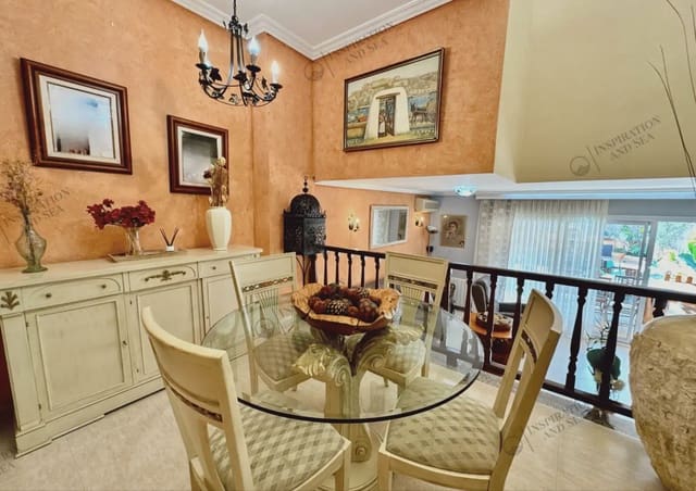 Adosado de 3 habitaciones en Ibiza / Eivissa ciudad en venta con piscina garaje - 1.200.000 € (Ref: 10065239)