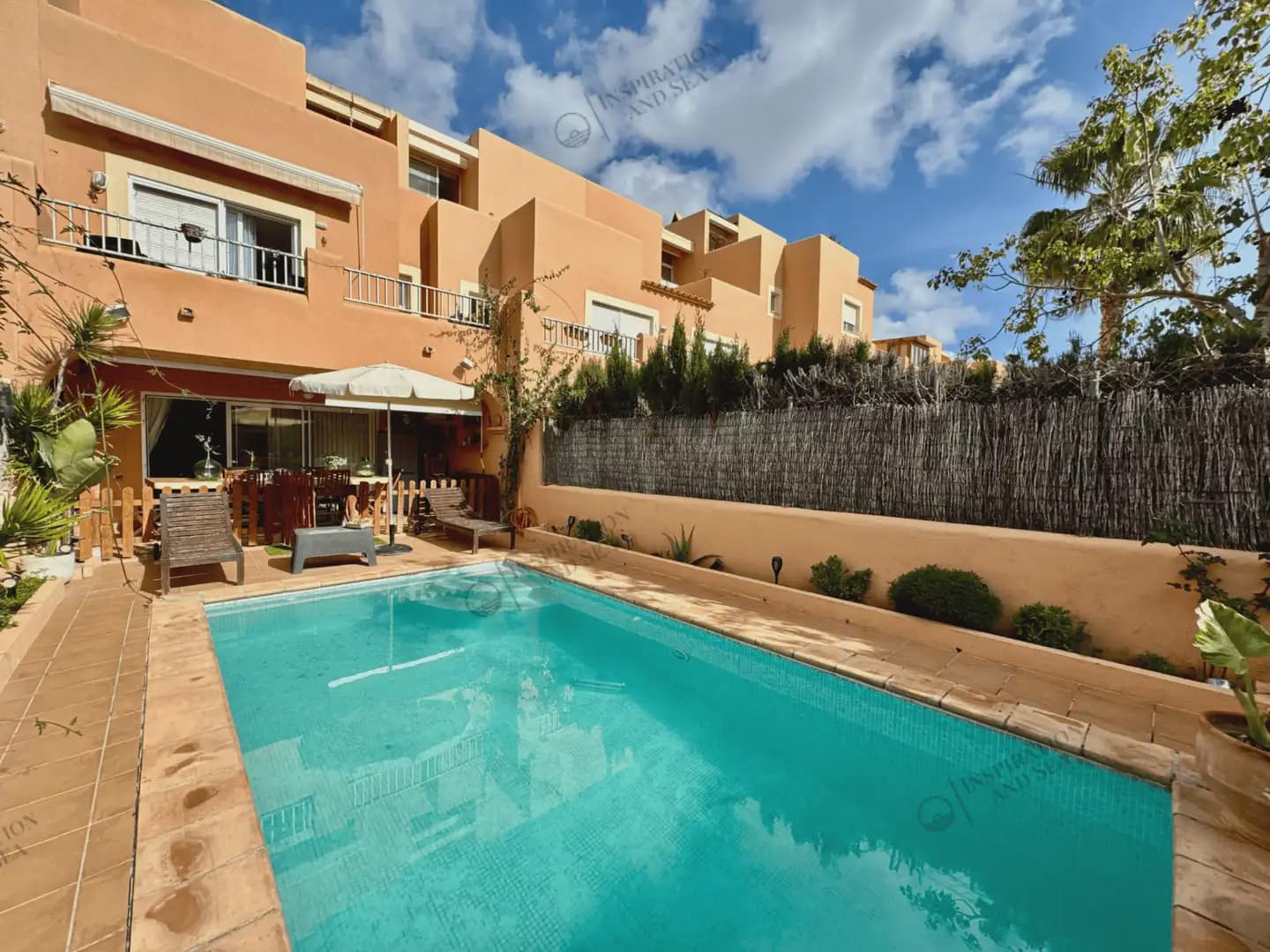 3 soverom Rekkehus til leie i Ibiza by med svømmebasseng garasje - € 5 000 (Ref: 10065250)