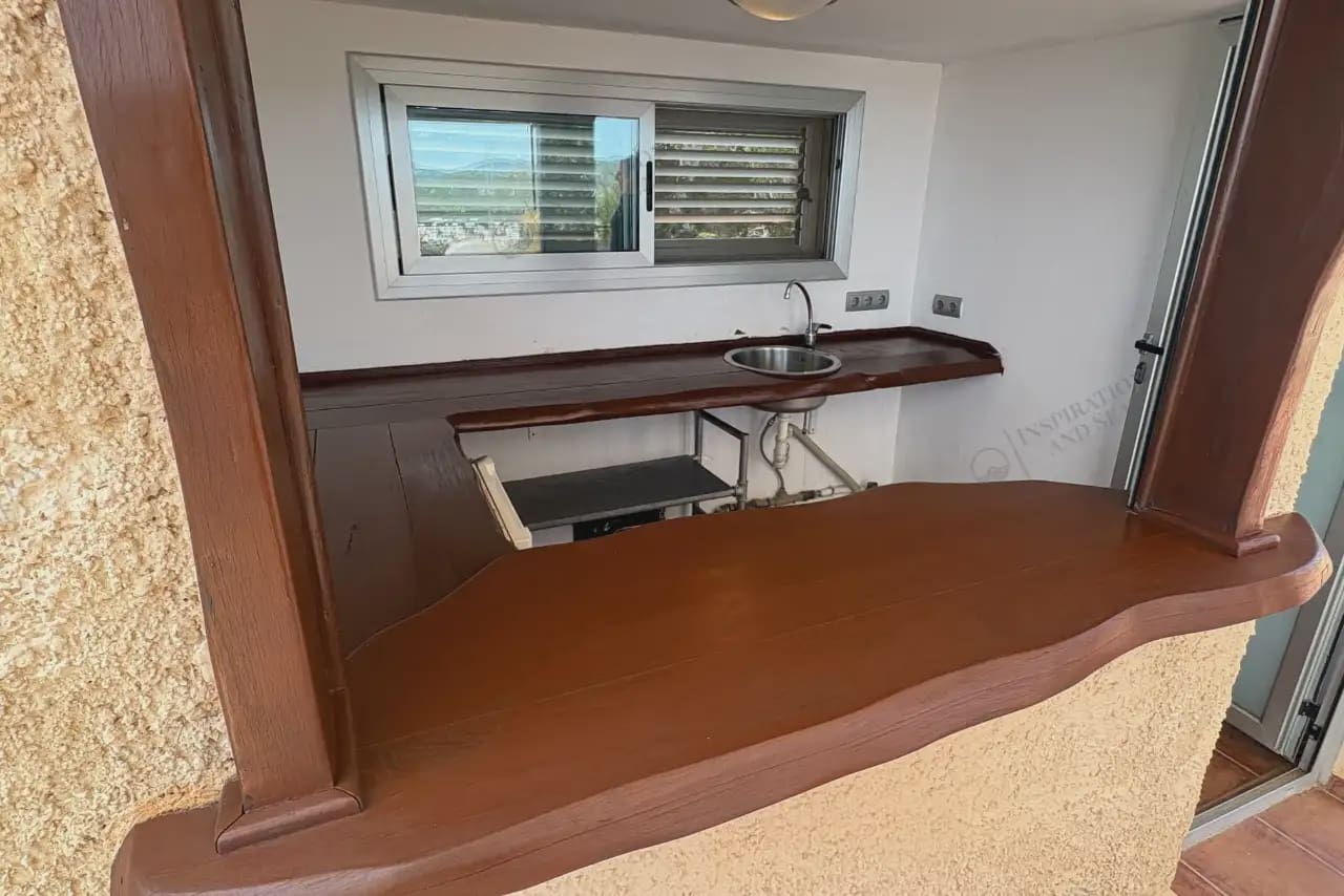 5 bedroom Villa for rent in Santa Eulalia / Santa Eularia with pool - € 6,500 (Ref: 10065254)