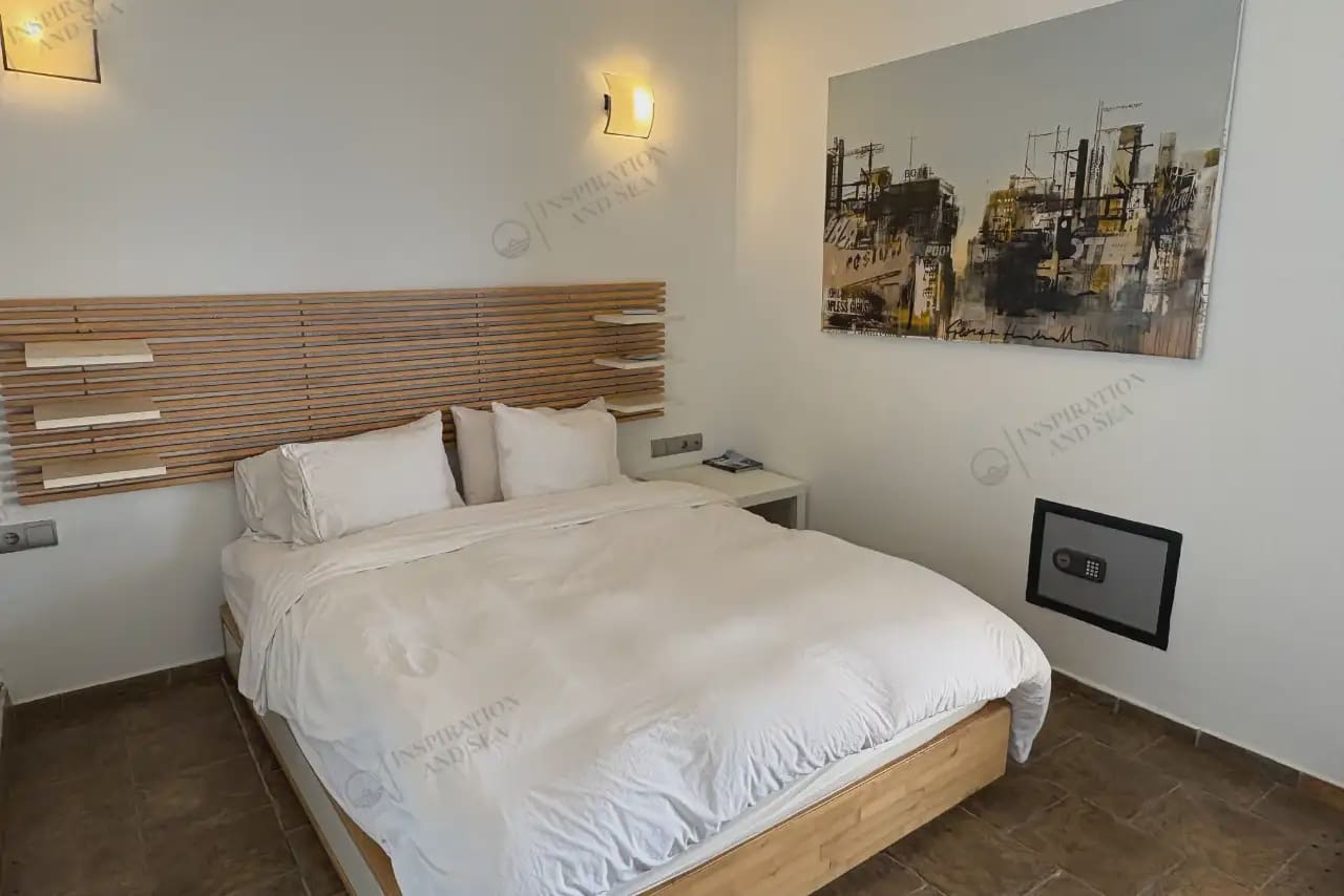 5 bedroom Villa for rent in Santa Eulalia / Santa Eularia with pool - € 6,500 (Ref: 10065254)