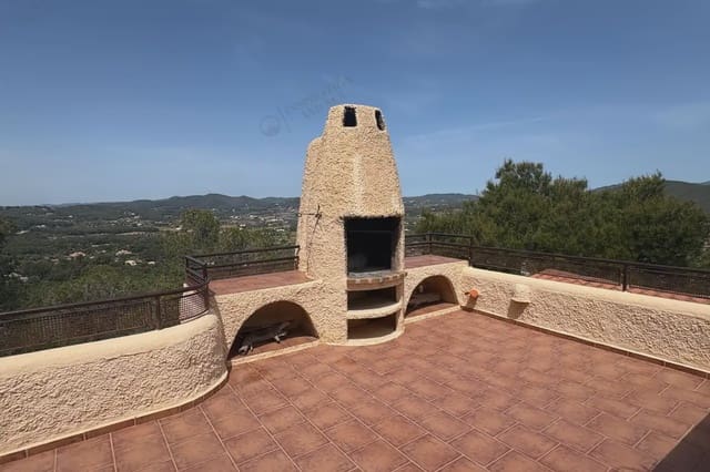 5 bedroom Villa for rent in Santa Eulalia / Santa Eularia with pool - € 6,500 (Ref: 10065254)