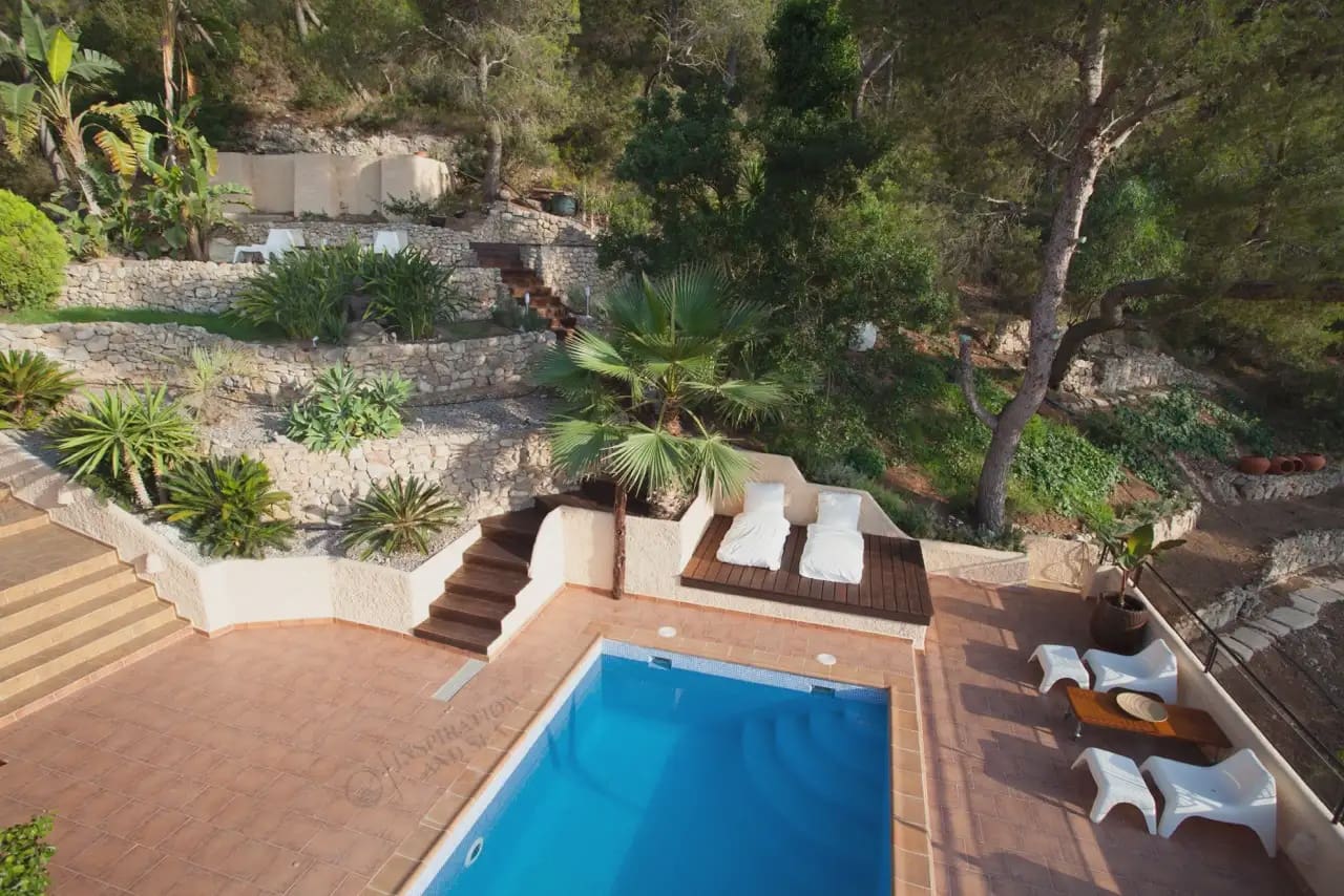 5 bedroom Villa for rent in Santa Eulalia / Santa Eularia with pool - € 6,500 (Ref: 10065254)