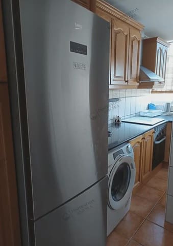 Piso de 3 habitaciones en Santa Eulalia / Santa Eularia en alquiler con garaje - 2.600 € (Ref: 10065257)