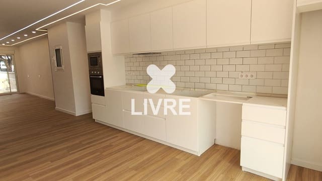 3 camera da letto Casa in vendita in Coma-Ruga, El Vendrell con piscina - 395.000 € (Rif: 10042190)