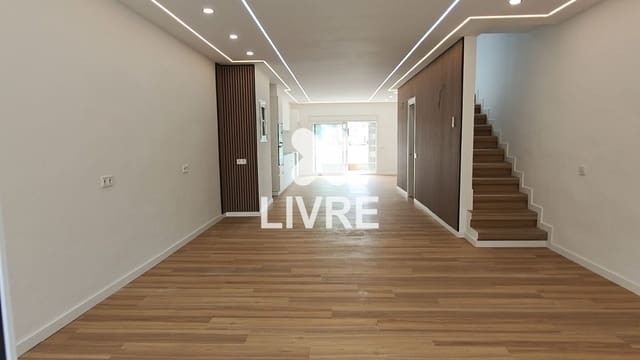 3 camera da letto Casa in vendita in Coma-Ruga, El Vendrell con piscina - 395.000 € (Rif: 10042190)