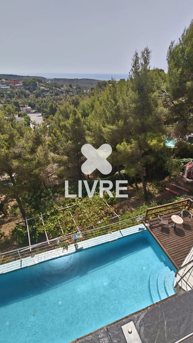 7 bedroom Villa for sale in Cunit with pool - € 795,000 (Ref: 10042192)