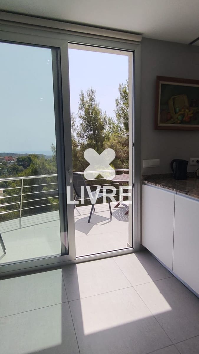 7 bedroom Villa for sale in Cunit with pool - € 795,000 (Ref: 10042192)