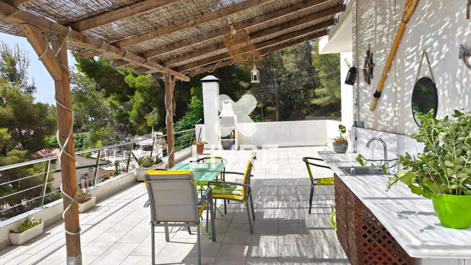7 bedroom Villa for sale in Cunit with pool - € 795,000 (Ref: 10042192)