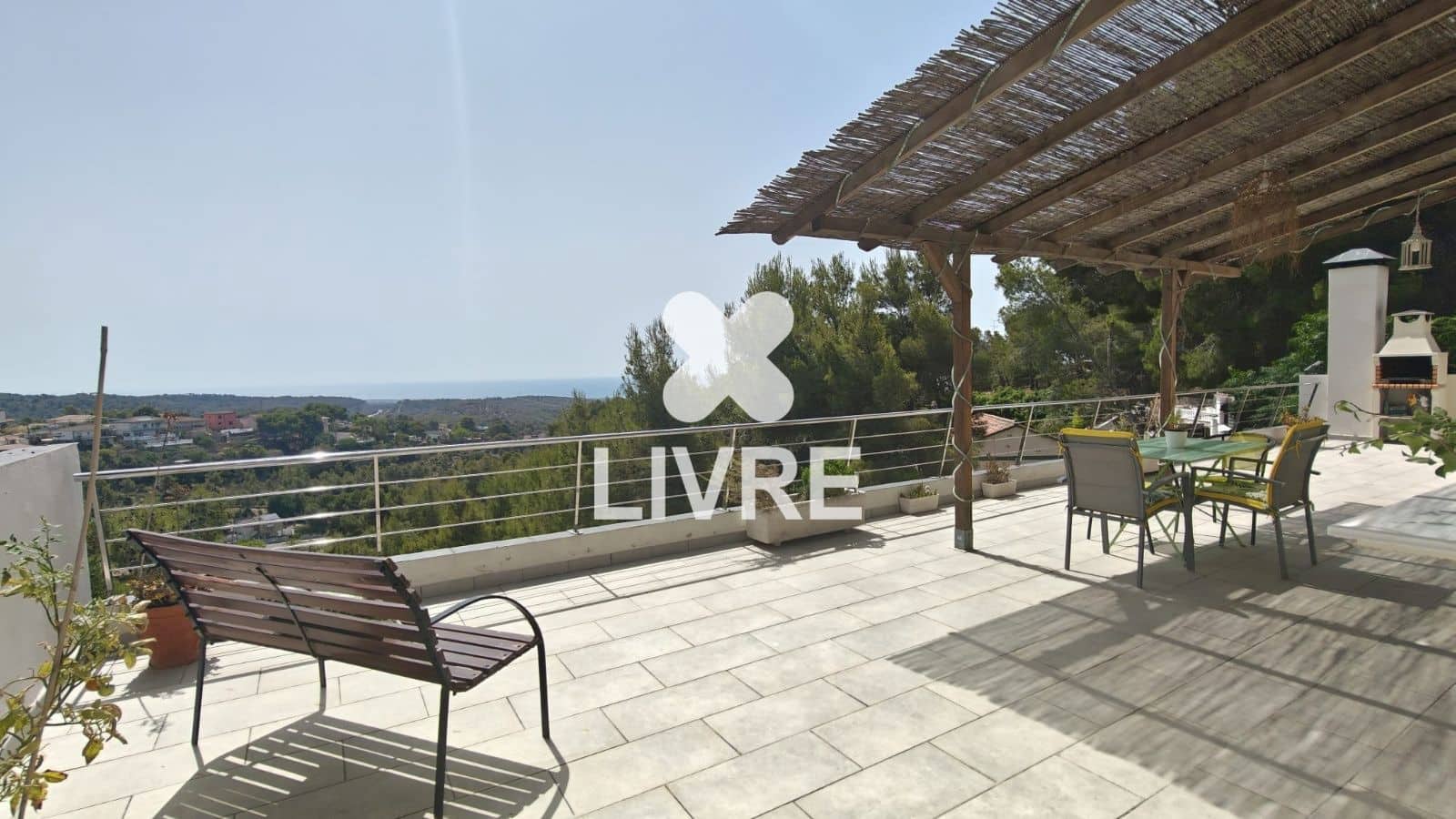 7 bedroom Villa for sale in Cunit with pool - € 795,000 (Ref: 10042192)