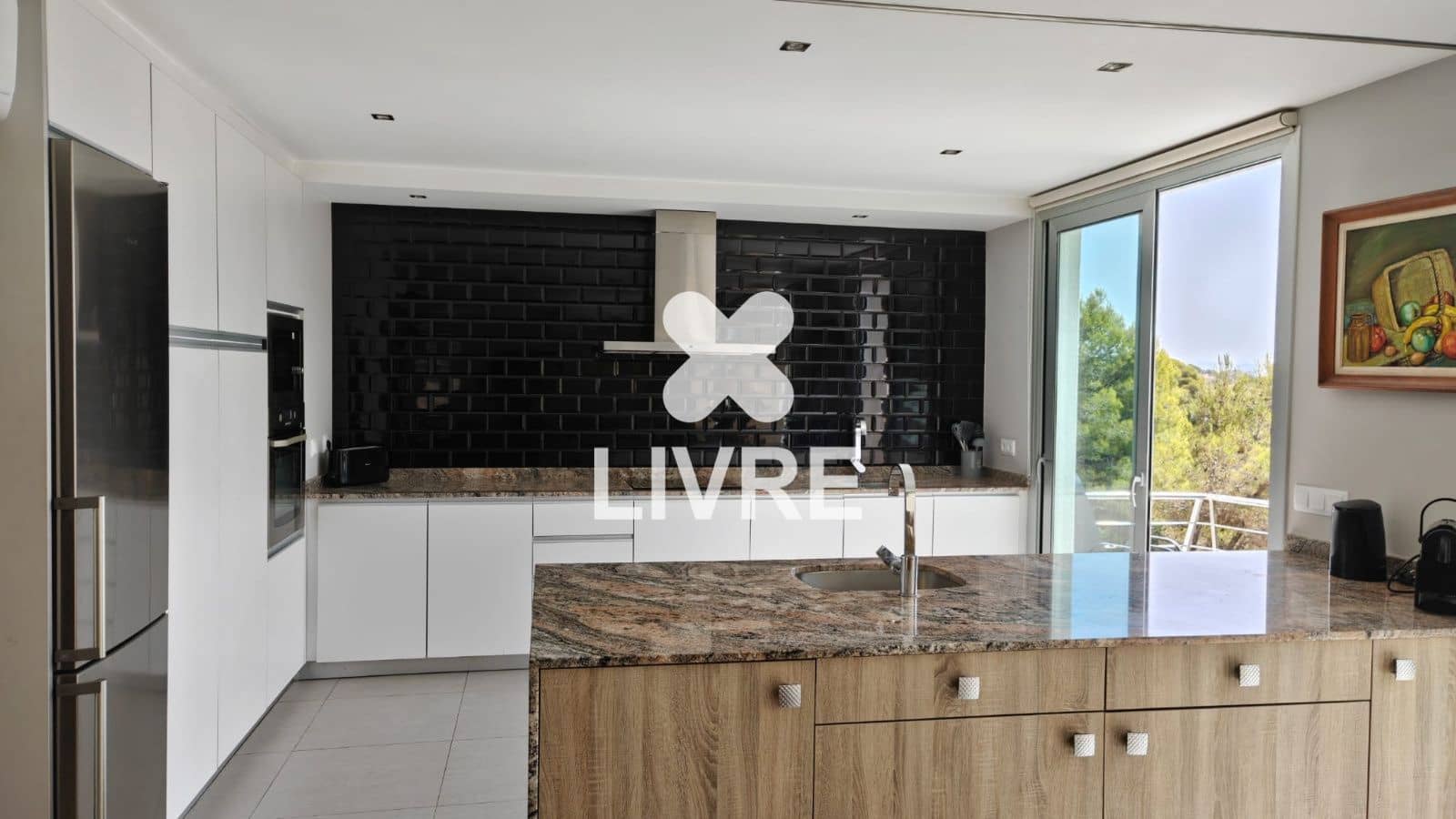 7 bedroom Villa for sale in Cunit with pool - € 795,000 (Ref: 10042192)